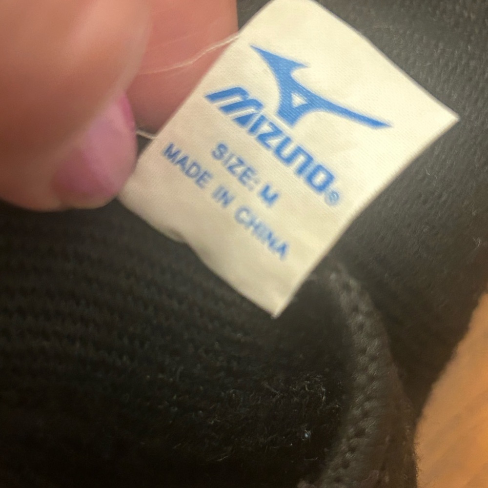 Mizuno Black Volleyball Knee Pads - Picture 9 of 10